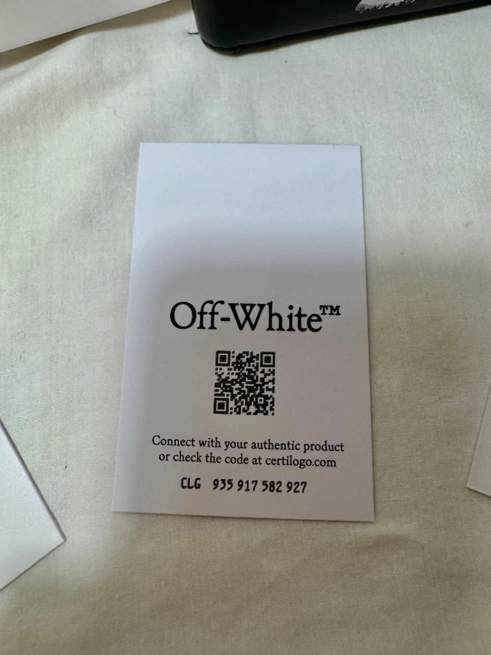 Off White Quote Bifold Characters Black - White